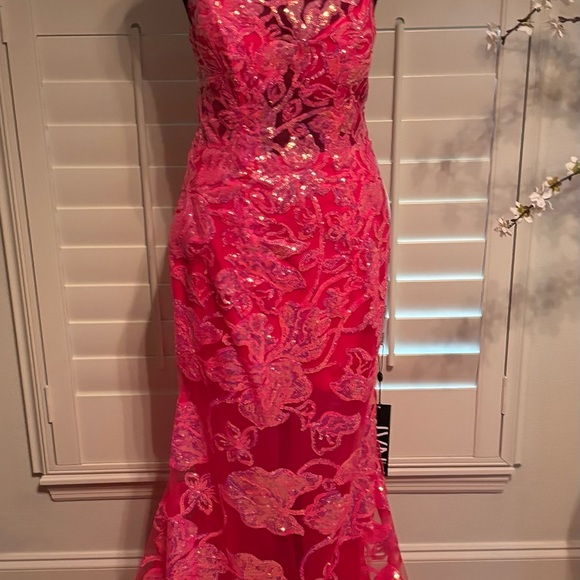 JVN by Jovani Hot Pink Floral One Shoulder Dress size 8 prom dress - Picture 4 of 11